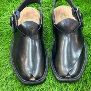 Classic Black Leather Peshawari Chappal – Timeless Comfort for Everyday Wear